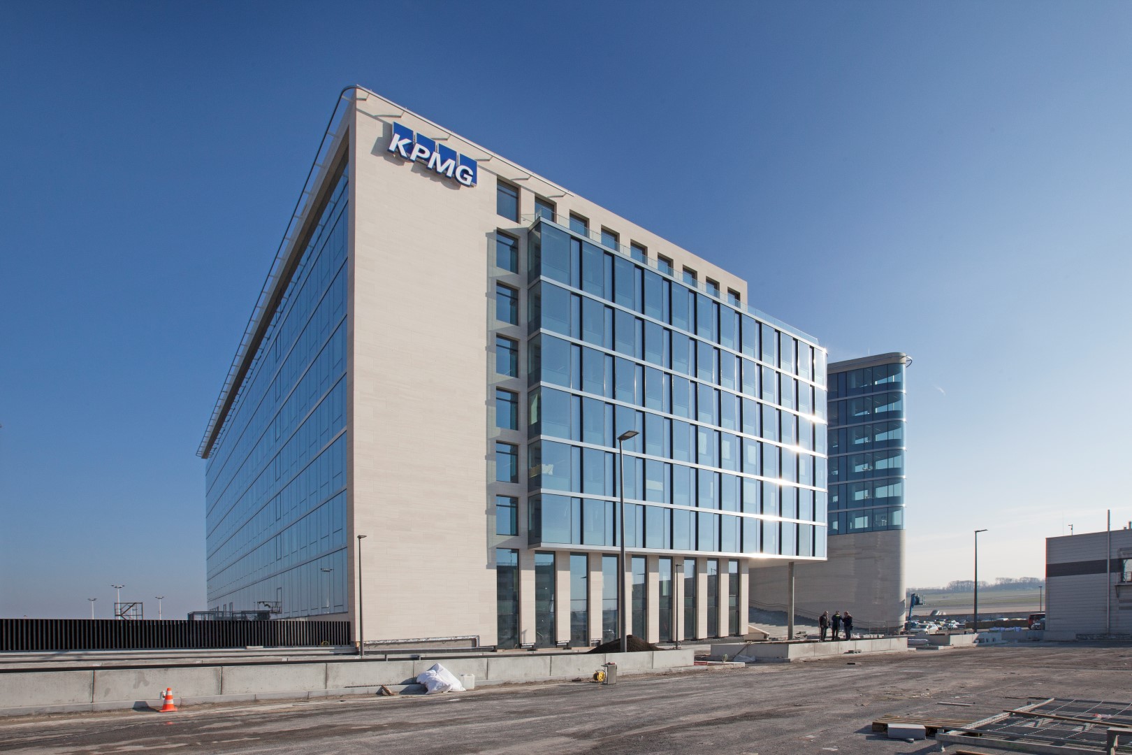 We help KPMG to streamline financial reporting
